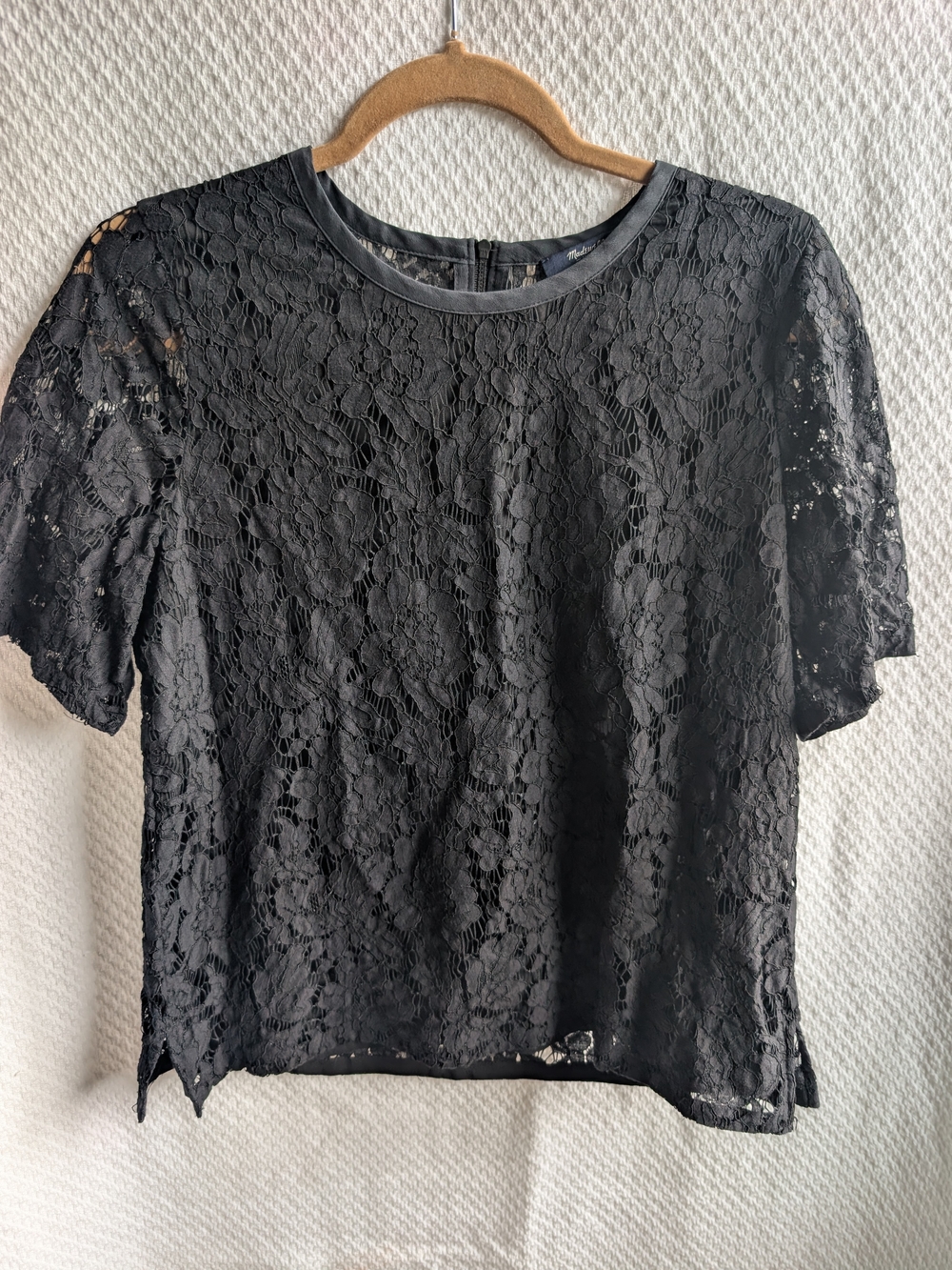 Madewell Women's Black Floral Lace Short Sleeve Round Neck Zip Back Blouse M